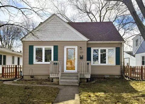 227 Douglass, Waukesha, WI 53186