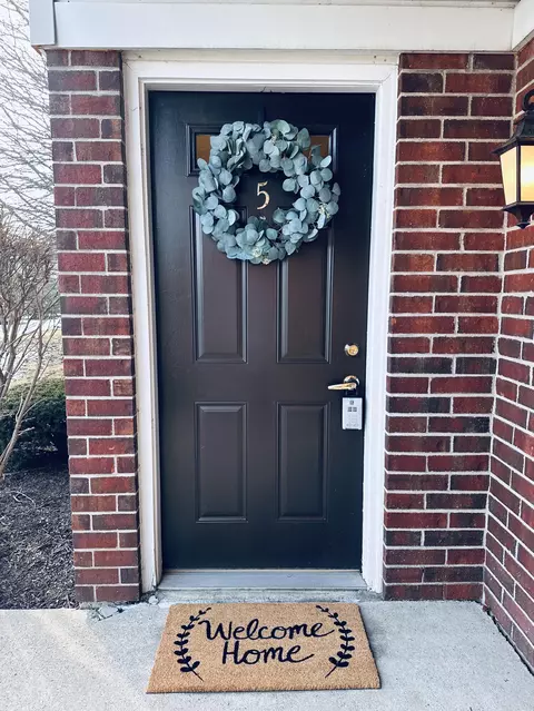 n110w16931 Ashbury #5, Germantown, WI 53022