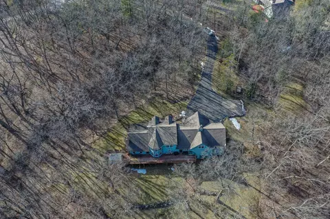 w3206 Hunt Ridge Drive, Geneva, WI 53121