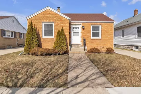2516 Bate, Racine, WI 53403