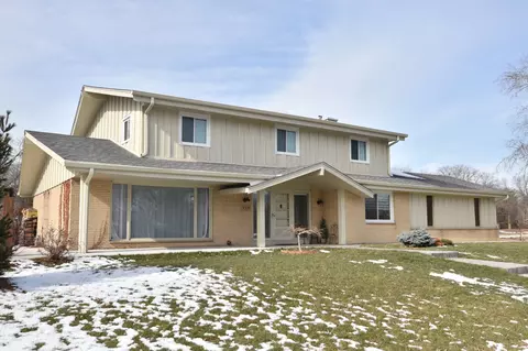 7371 N Bethmaur, Glendale, WI 53209