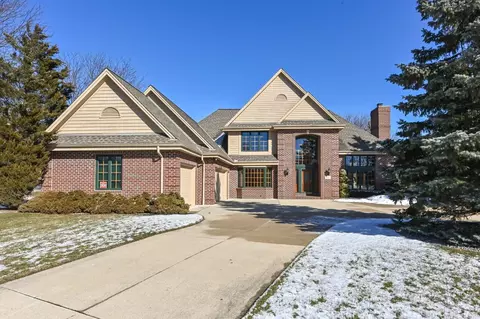 870 Auburn, Brookfield, WI 53045