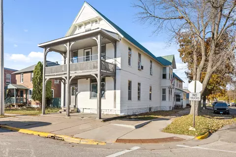 850 5th, Winona, MN 55987