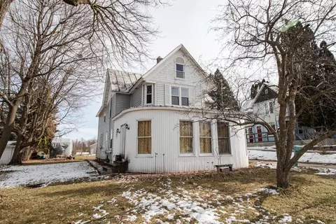 244 S John, Mayville, WI 53050