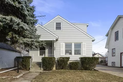 7209 35th, Kenosha, WI 53142