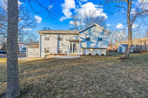 514 Lois, Mukwonago, WI 53149