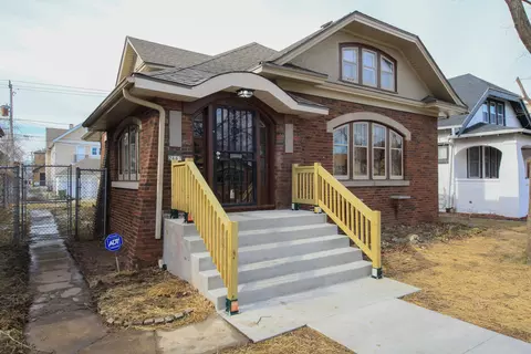 2667 N 46th, Milwaukee, WI 53210