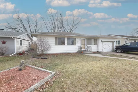 1423 84th, Kenosha, WI 53143