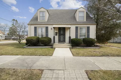 2101 Hayes, Racine, WI 53405