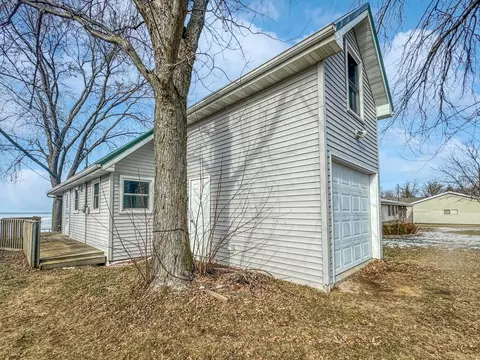 n4211 Twilight Beach Road, Chilton, WI 53014