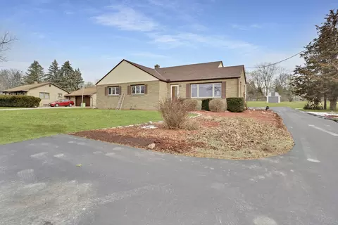3310 Lilly, Brookfield, WI 53005