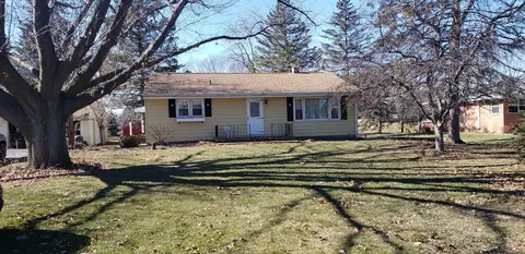 6352 Middle, Caledonia, WI 53402