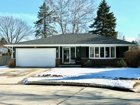 2803 N Apache, Sheboygan, WI 53083