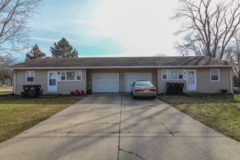 1746 Elaine #1748, Beloit, WI 53511
