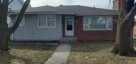 9535 W Beckett, Milwaukee, WI 53225