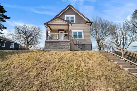 4407 S Packard, Cudahy, WI 53110