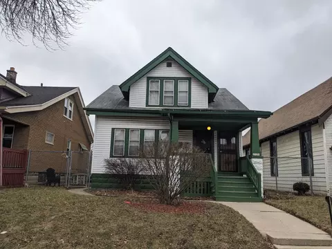 2525 W Hadley #2527, Milwaukee, WI 53206