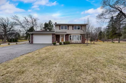 21881 W Bonnie, Lannon, WI 53046
