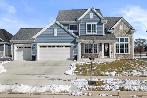 1521 Miller, Oconomowoc, WI 53066
