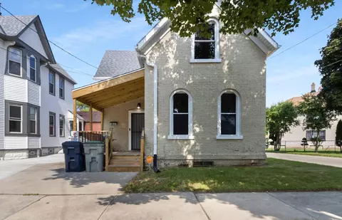 1811 N 14th #1817, Milwaukee, WI 53205