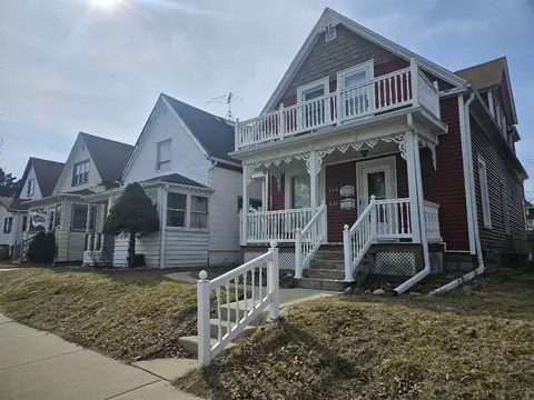 937 S 74th #939, West Allis, WI 53214