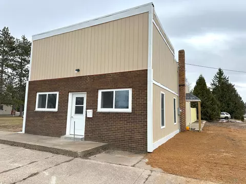 5505 County Rd W, Pine Grove, WI 54921