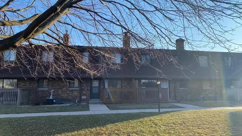 614 Bowers #5, Delavan, WI 53115