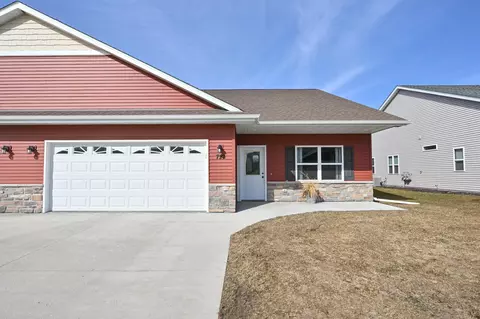 727 Prairie #56, Kewaskum, WI 53040