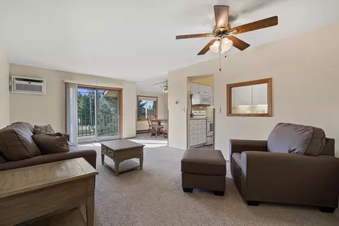 410 Sheffield #4, Waukesha, WI 53186