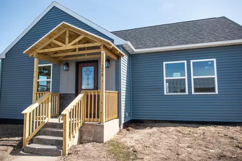 328 Butts, Tomah, WI 54660