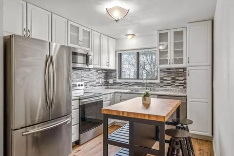 3971 W College, Milwaukee, WI 53221