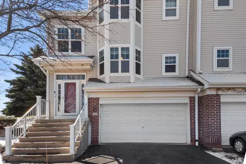 6907 W Rawson, Franklin, WI 53132