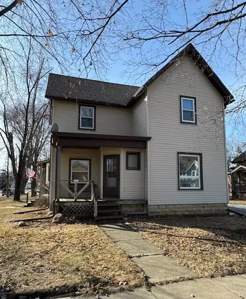 403 Williams, Randolph, WI 53956