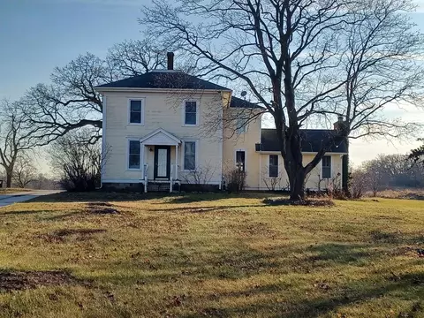 21501 9th, Kansasville, WI 53139