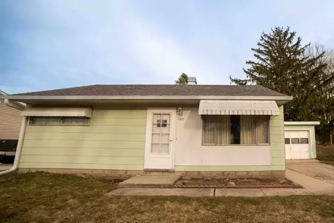 1409 S 10th, Watertown, WI 53094