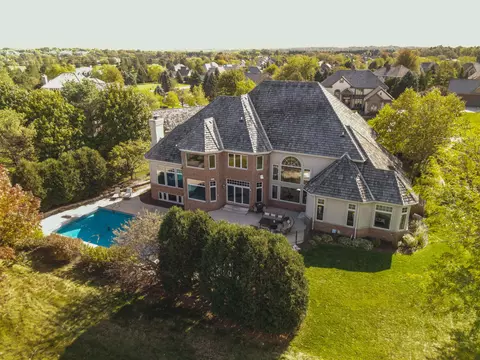 917 N Evergreen, Hartland, WI 53029