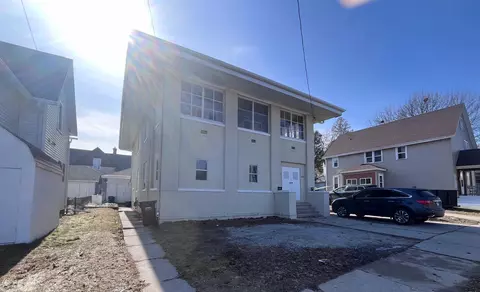 1405 Hamilton, Manitowoc, WI 54220