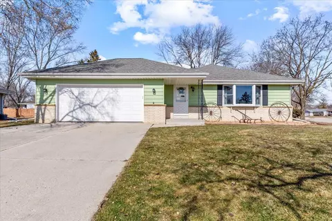 202 W W Brg, Grafton, WI 53024