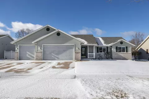 1527 Cliffview, Onalaska, WI 54650