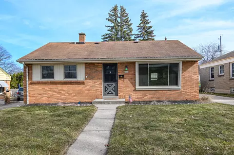 2744 S 52nd, Milwaukee, WI 53219