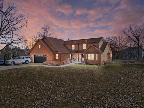 s76w20415 Hillendale, Muskego, WI 53150