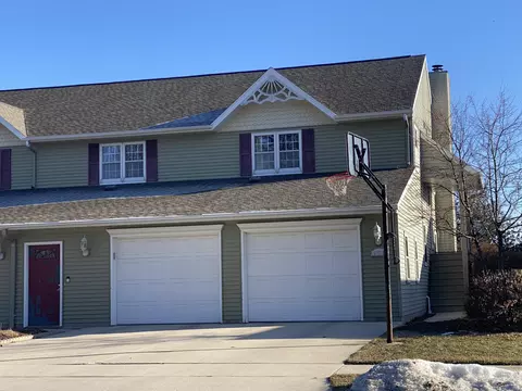 4731 Broadway, Manitowoc, WI 54220