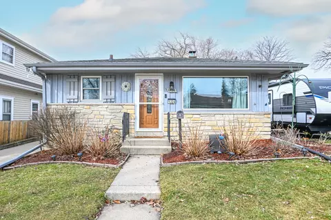 1324 Illinois, Racine, WI 53405