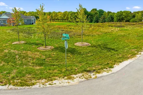 w348n6607 Baltic, Oconomowoc, WI 53066