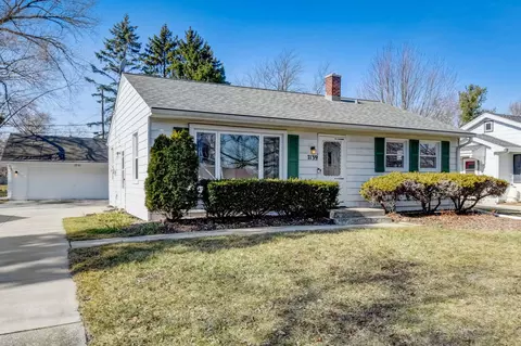 7139 N Seneca, Glendale, WI 53217