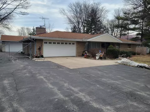 7644 S 13th, Oak Creek, WI 53154