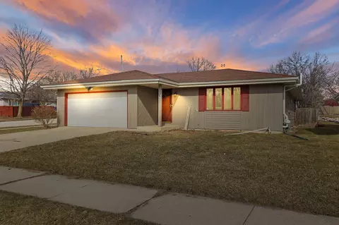 4420 87th, Kenosha, WI 53142