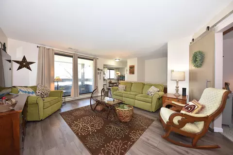 1691 S Carriage, New Berlin, WI 53151