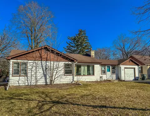 4536 N 103rd, Wauwatosa, WI 53225