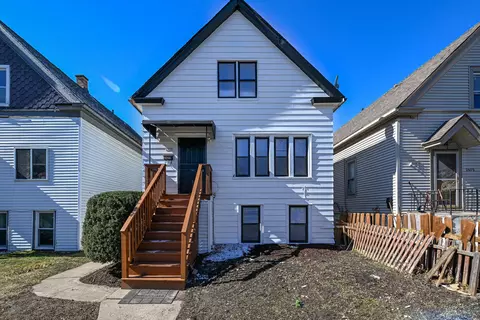 2479 S 10th, Milwaukee, WI 53215